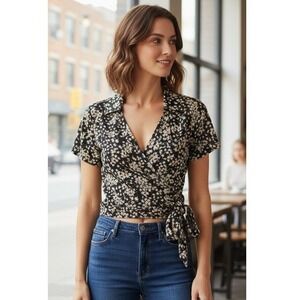 No Comment NY-LA Crop Top Womens Size L Tie Front V Neck Floral Boho Stretch NWT
